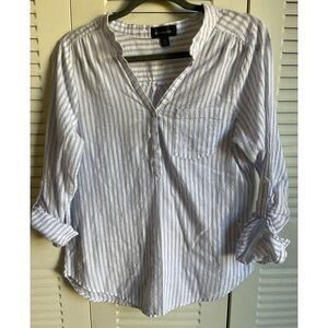 G Collection Woman’s Plus Sz 1X Long Sleeve V-Neck Blue & White Striped Shirt